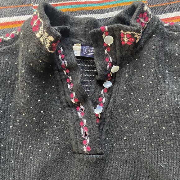 Vintage CB Sports Wool Womens Pullover Sweater. 1/4 Button.  Size 8. Hong Kong. - Picture 14 of 14